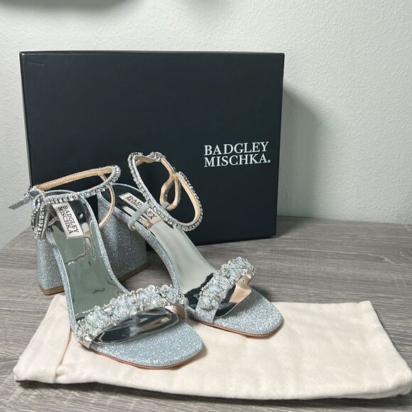 Badgley Mischka Tanisha Block Heel Sandal heels shoes - Picture 2 of 10